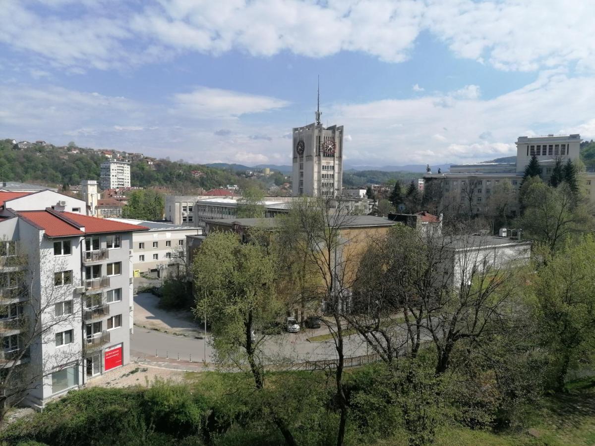 Апартамент Фея - Топ Център, Безплатно Паркомясто Gabrovo Exterior photo